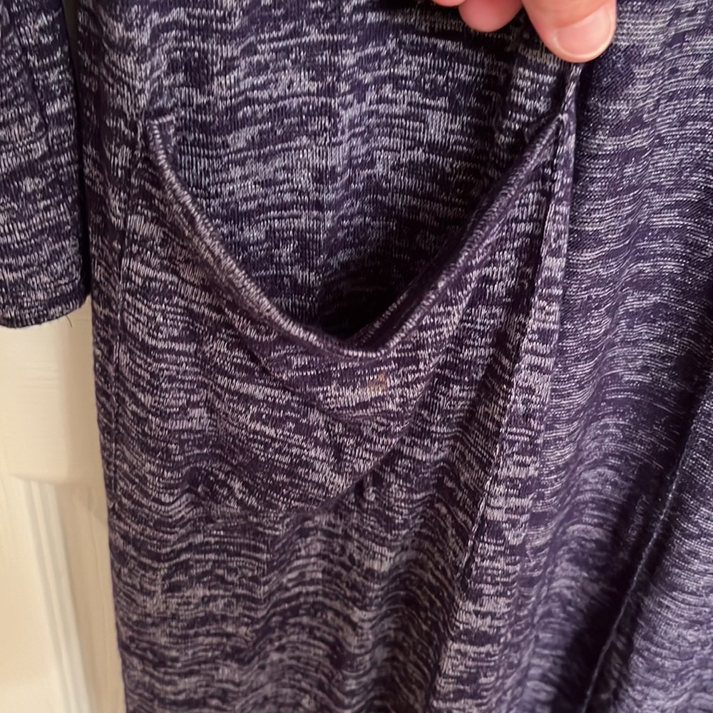 LuLaRoe Blue & White Sarah Open Cardigan Sweater Front Pockets Rayon-Blend 6-8 - Picture 5 of 9